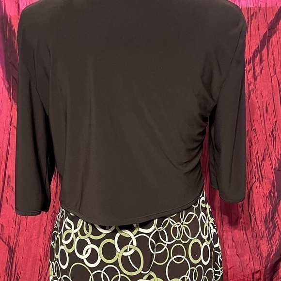 Studio I Dress (two Pieces) - Picture 8 of 9